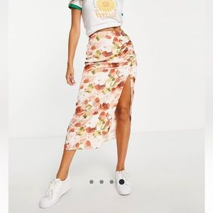 Abercrombie Satin Floral Cinched Skirt